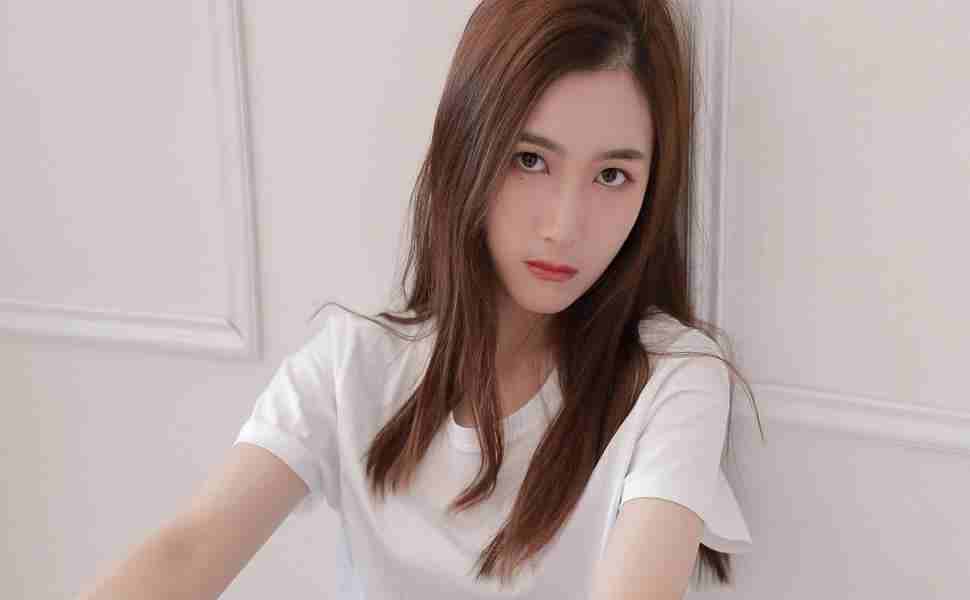 西瓜从六楼扔下竟完好无损，雷军说的“防弹涂层”到底是什么？